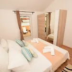 Luxury Penthouse With Jacuzzi In شقة *