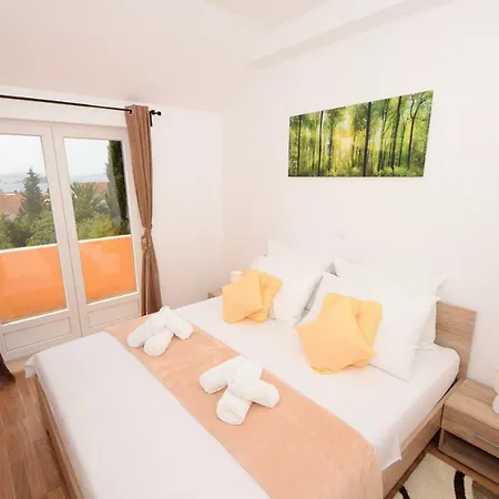 Luxury Penthouse With Jacuzzi In 奥瑞比克
