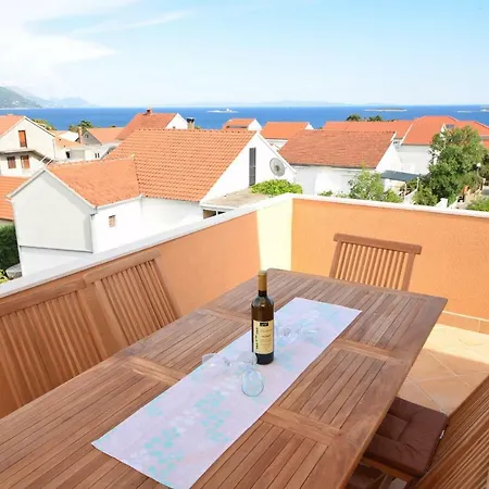 Luxury Penthouse With Jacuzzi In *