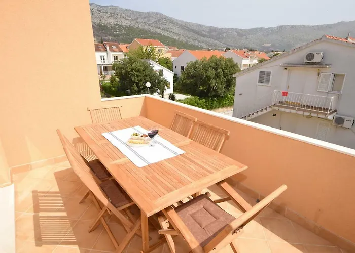 Luxury Penthouse With Jacuzzi In * Orebić