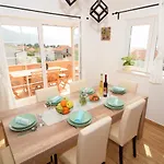Apartman Luxury Penthouse With Jacuzzi In *