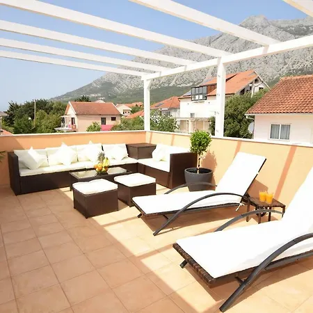 Luxury Penthouse With Jacuzzi In Orebić