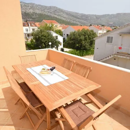 Luxury Penthouse With Jacuzzi In * Orebić