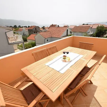 Luxury Penthouse With Jacuzzi In * Orebić
