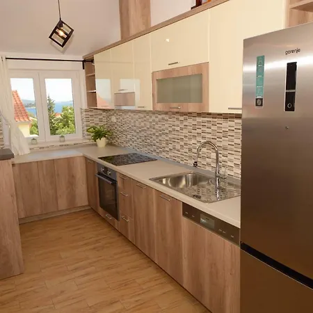 Luxury Penthouse With Jacuzzi In Orebić