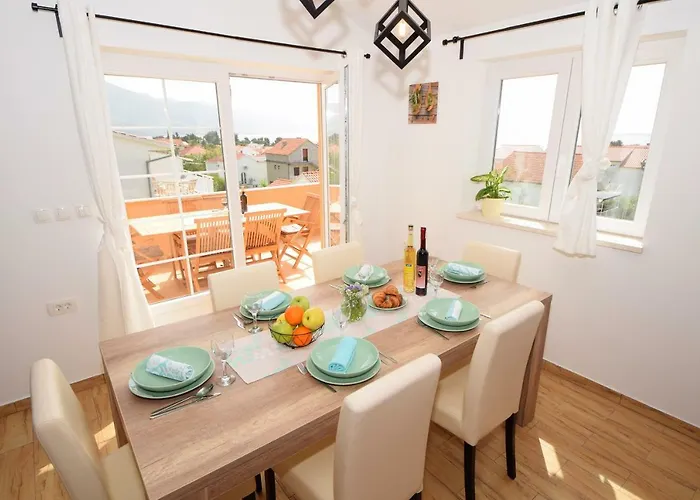 דירה Luxury Penthouse With Jacuzzi In *