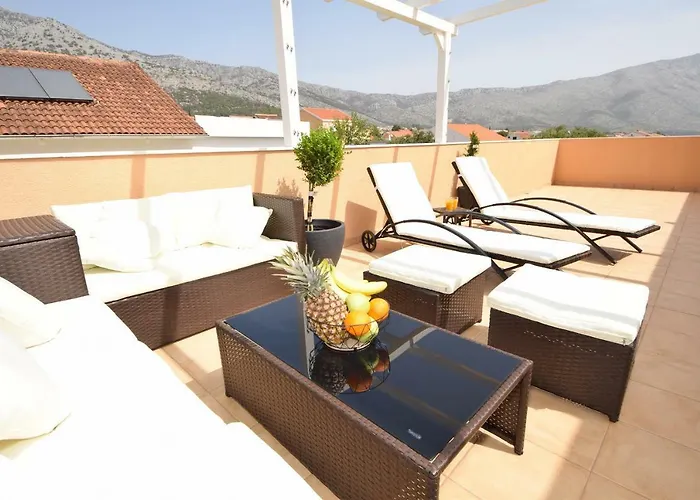 公寓 Luxury Penthouse With Jacuzzi In *