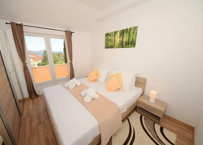 Luxury Penthouse With Jacuzzi In 奥瑞比克